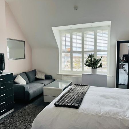 Penthouse Suite, Sea View, Close To Shops, Beach And Train St Leonards-on-Sea 외부 사진