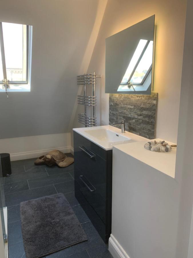 Penthouse Suite, Sea View, Close To Shops, Beach And Train St Leonards-on-Sea 외부 사진