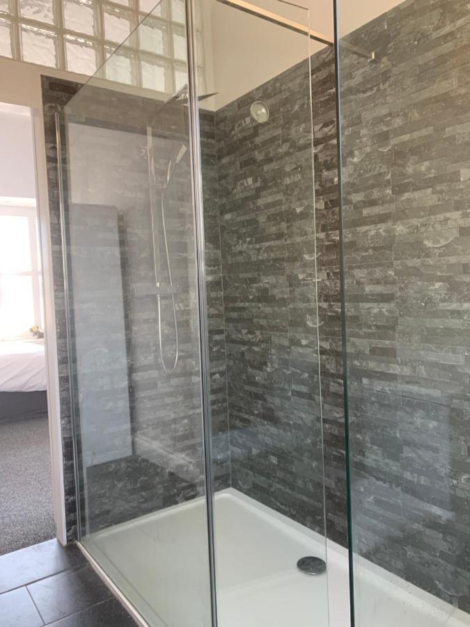 Penthouse Suite, Sea View, Close To Shops, Beach And Train St Leonards-on-Sea 외부 사진