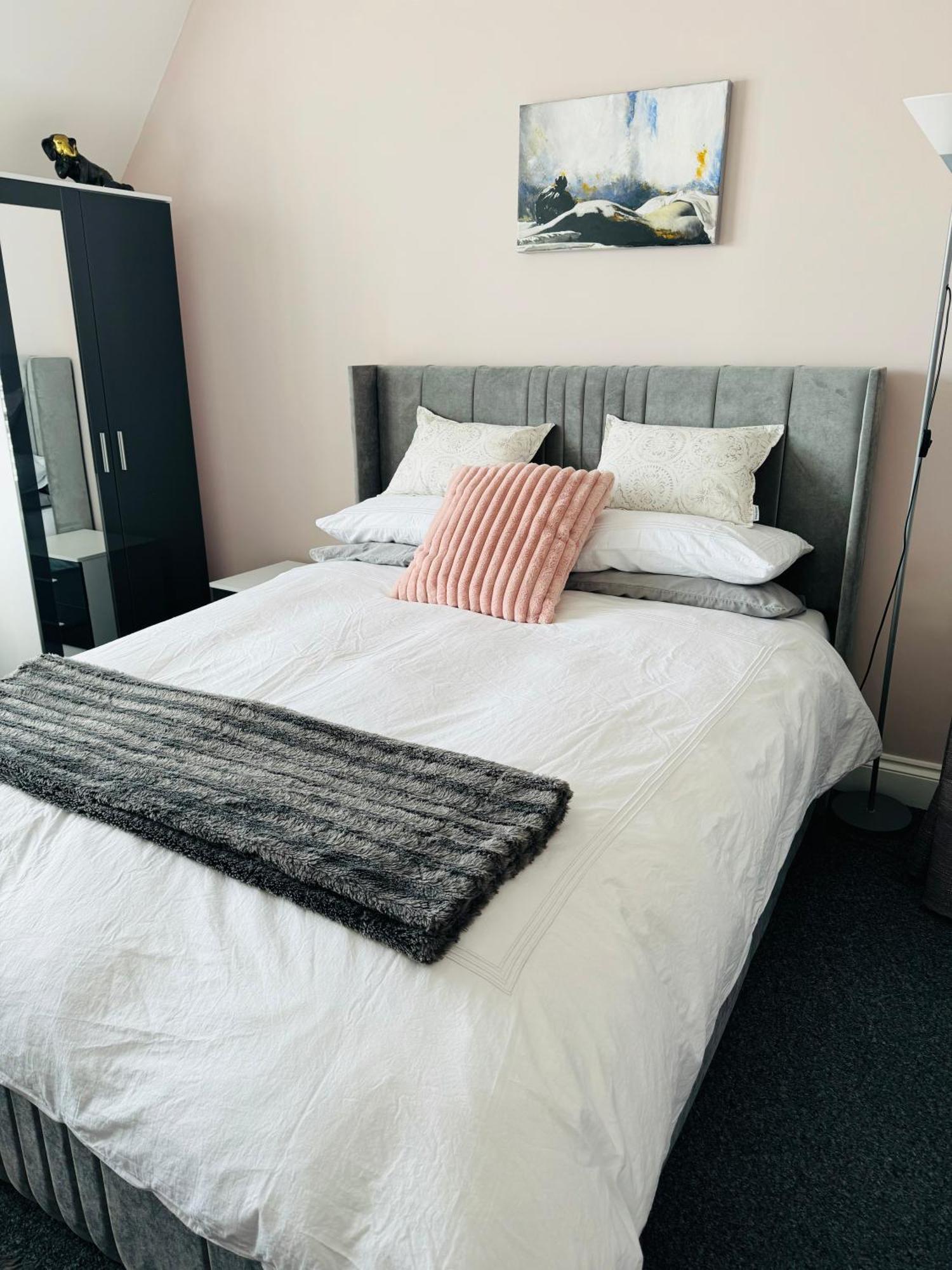 Penthouse Suite, Sea View, Close To Shops, Beach And Train St Leonards-on-Sea 외부 사진