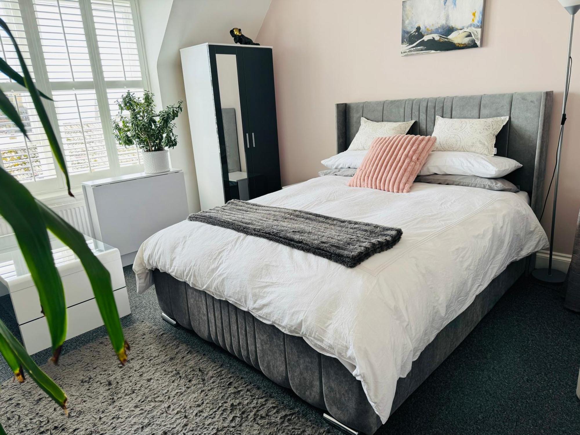 Penthouse Suite, Sea View, Close To Shops, Beach And Train St Leonards-on-Sea 외부 사진